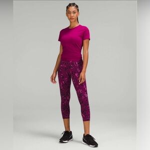 Lululemon Base Pace High-Rise Crop 21"
Cheetah Camo Magenta Purple Multi Size 4